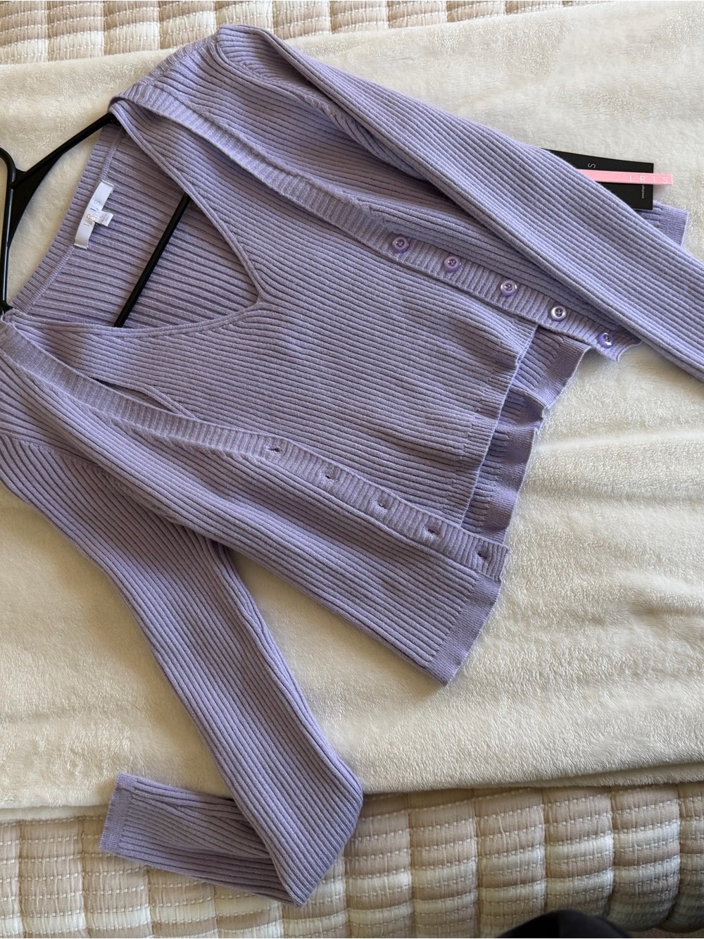 Cropped Lilac Ribbed V-Neck Button Cardigan Sweater - Women